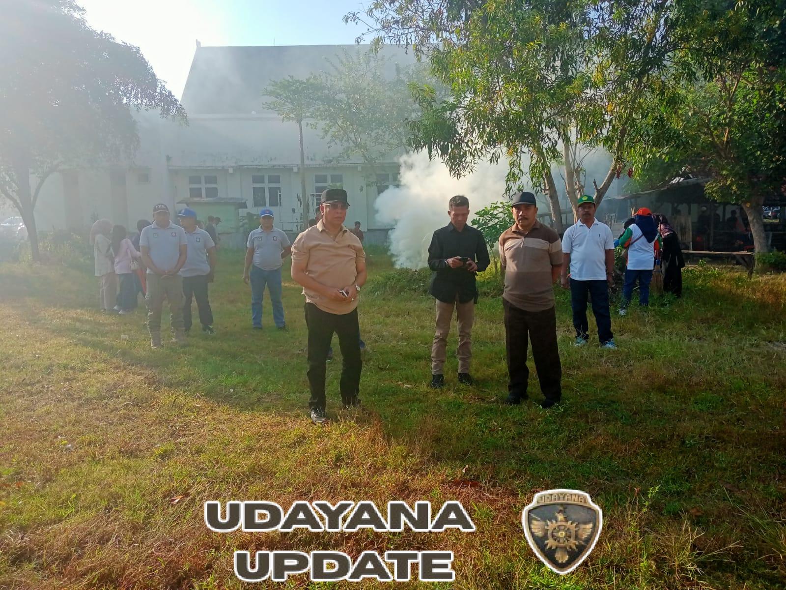 Walikota Bima Turut Hadir Dalam Kegiatan Gotong Royong Bersama TNI ,ASN dan Pelajar.