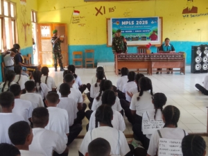 Babinsa Latih PBB, Siswa Tunjukkan Semangat dan Disiplin Tinggi