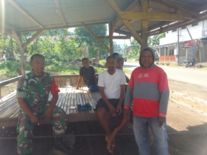 Komsos dan Pamwil Babinsa Kodim 1602/Ende Berjalan Lancar di Desa Randotonda