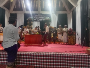 Babinsa Desa Kerta Aktif Hadiri Momen Bersejarah STT Santi Yoga ke-37
