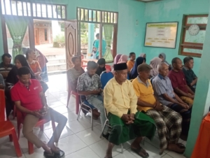 Babinsa Koramil 1602-01/Ende Imbau Masyarakat Desa Tanazozo Waspada Cuaca Ekstrem