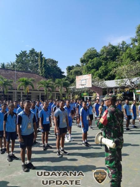 Sinergi TNI dan Sekolah, Babinsa Penuktukan Isi MPLS dengan Materi PBB