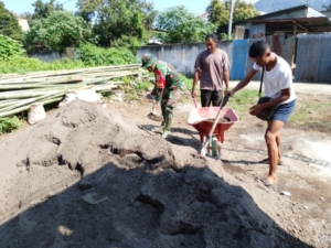 Babinsa Pratu Suwardin Ajak Warga Jaga Kesehatan di Tengah Cuaca Ekstrem