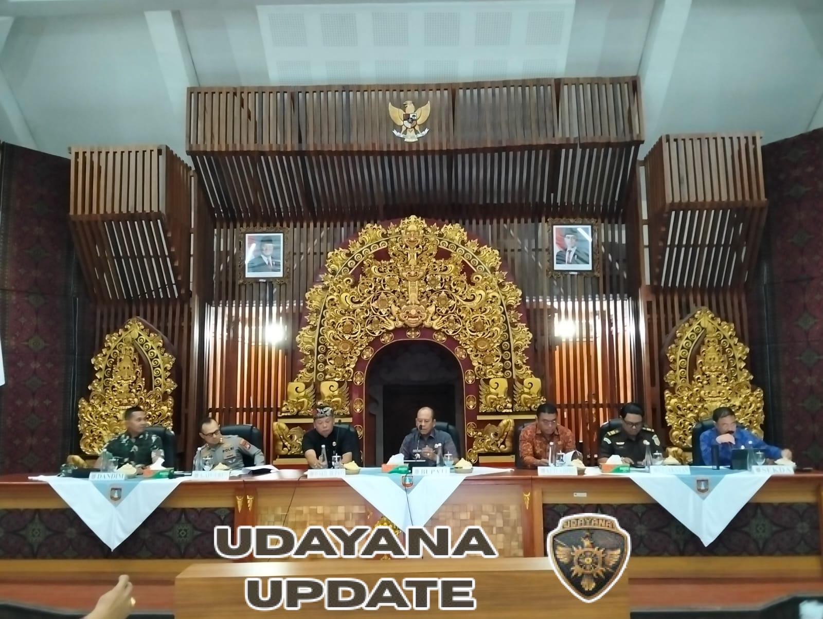 Rapat forkopimda Membangun Sinergitas antar Anggota Forkopimda Kab. Karangasem, Dandim tegaskan agar deteksi dini dan cegah dini.
