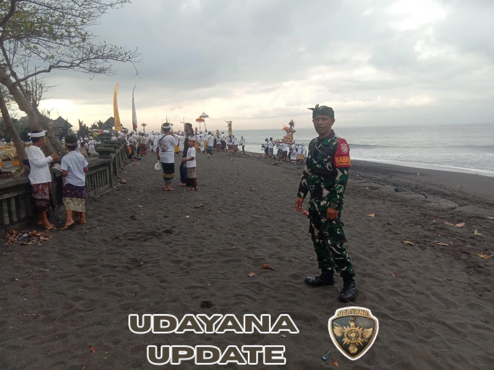 Babinsa Tojan Dan Semarapura Klod Turun Ke Wilayah Beri Pengamanan Upacara Melasti