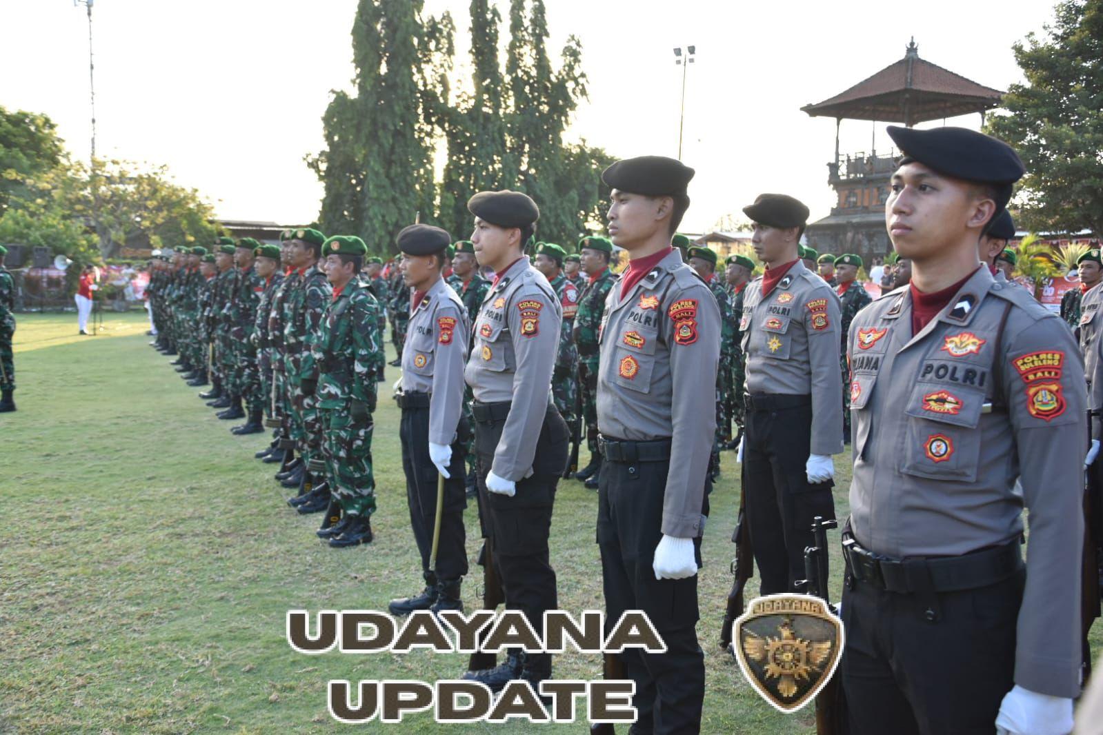 Sinergi Forkopimda: Dandim 1609/Buleleng Bersama Bupati Hadiri Upacara Penurunan Bendera HUT ke-80 RI