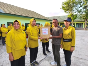 Berbagai Perlombaan Warnai Peringatan Kemerdekaan di Kodim 1613 Sumba Barat