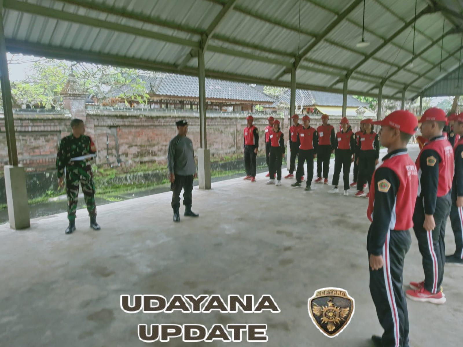 28 Peserta Paskibraka Ubud Antusias Ikuti Latihan Dasar PBB Bersama Babinsa dan Polsek