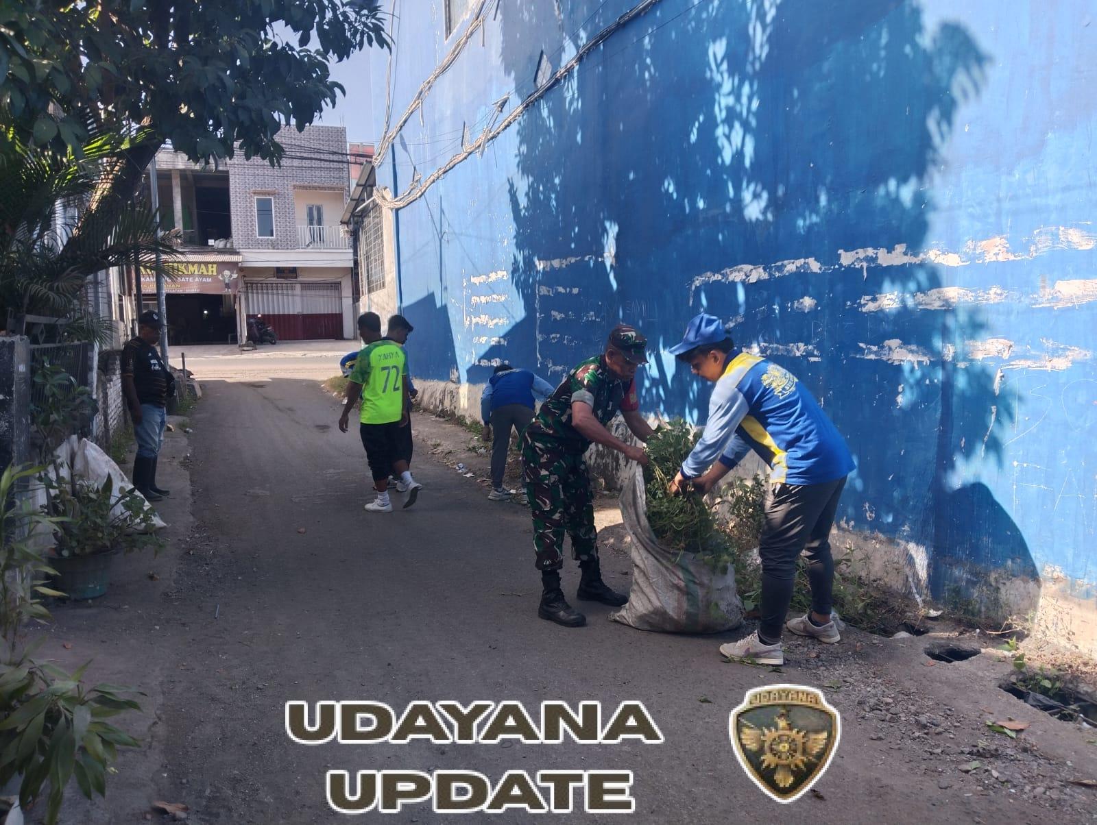 Babinsa Dompu Ajak Warga Jaga Kebersihan dan Ketertiban