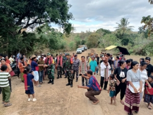Tiba di Lokasi TMMD, Tim Wasev TMMD 125 Kodim Belu Disambut Hangat Masyarakat
