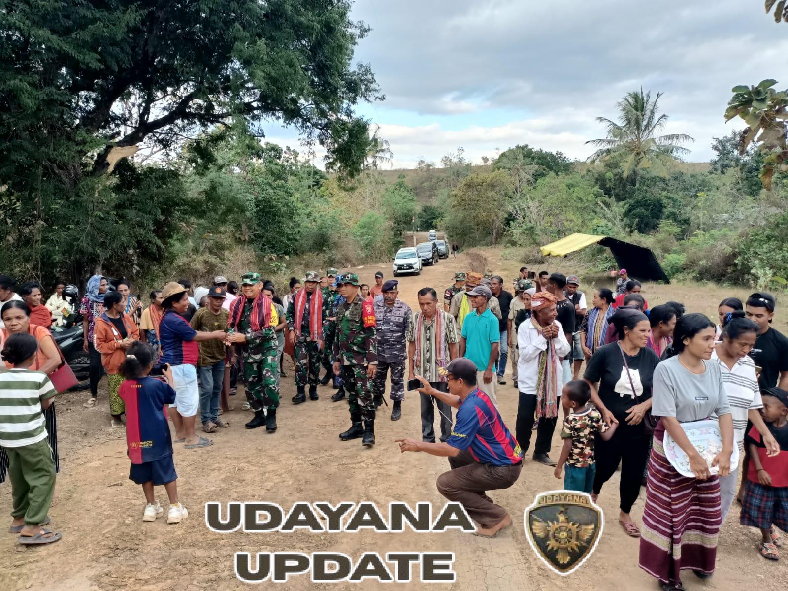 Tiba di Lokasi TMMD, Tim Wasev TMMD 125 Kodim Belu Disambut Hangat Masyarakat