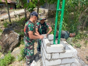 Wujud Kepedulian, Satgas Pamtas RI-RDTL Turut Serta dalam Pembangunan Prasasti Gereja Naekake