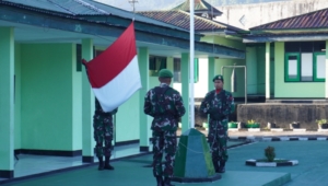 Kodim 1612/Manggarai Awali Pekan dengan Upacara, Pasilog Kapten Inf Zainudin: Jadikan Momen untuk Evaluasi dan Komitmen