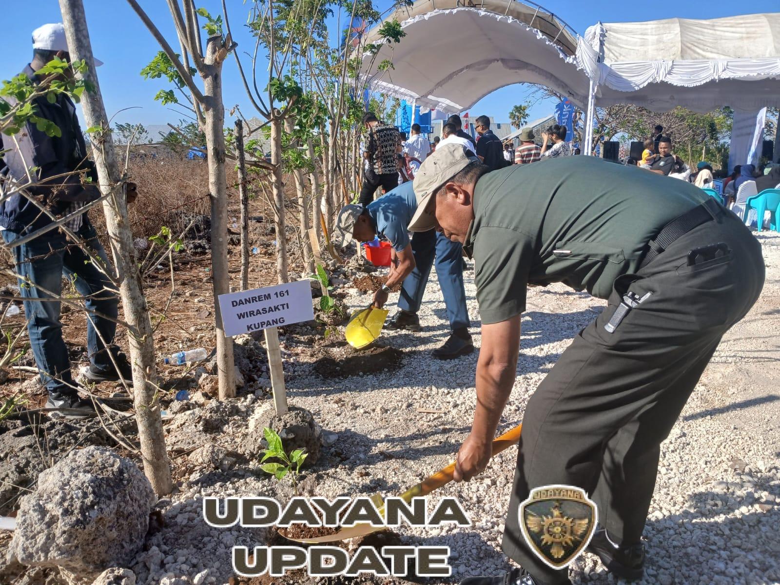 Pastikan Peresmian Sumur Bor Aman, Babinsa Serma Hasan Bersinergi Dengan Polsek Alak Laksanakan Pengamanan