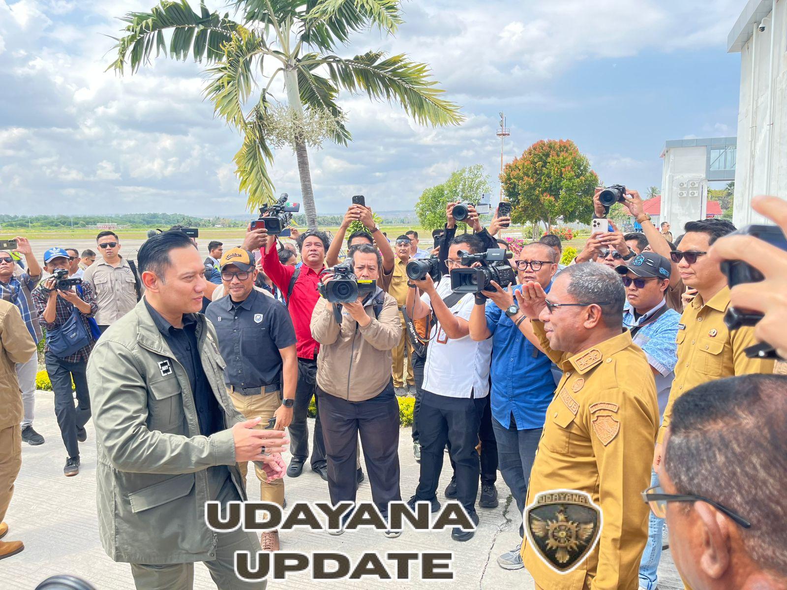 Dandim 1601/Sumba Timur Ikut Sambut Menko Infrastruktur dan Menteri Transmigrasi