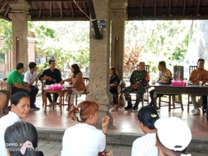 Wujud Peduli Gizi Anak, Babinsa dan Bhabinkamtibmas Pantau Persiapan Dapur MBG Pemaron