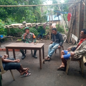 Komsos Babinsa Koramil 1602-03: Wujud Nyata TNI Dekat dengan Rakyat