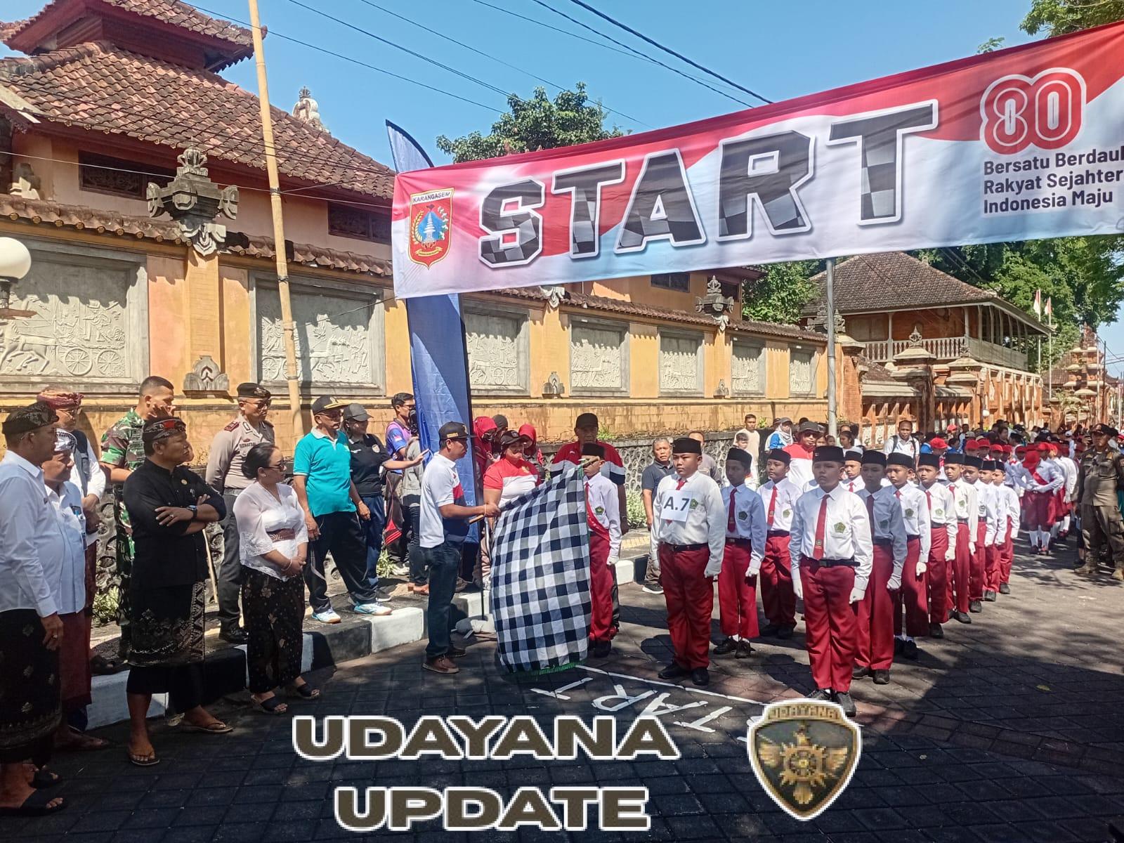 Berikan semangat, Dandim 1623/Karangasem melepas peserta lomba gerak jalan pelajar SD.