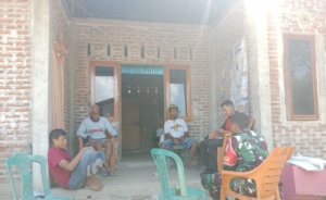 Wujudkan Rasa Aman, Babinsa 1602-02 Gelar Monitoring Wilayah di Hobatuwa