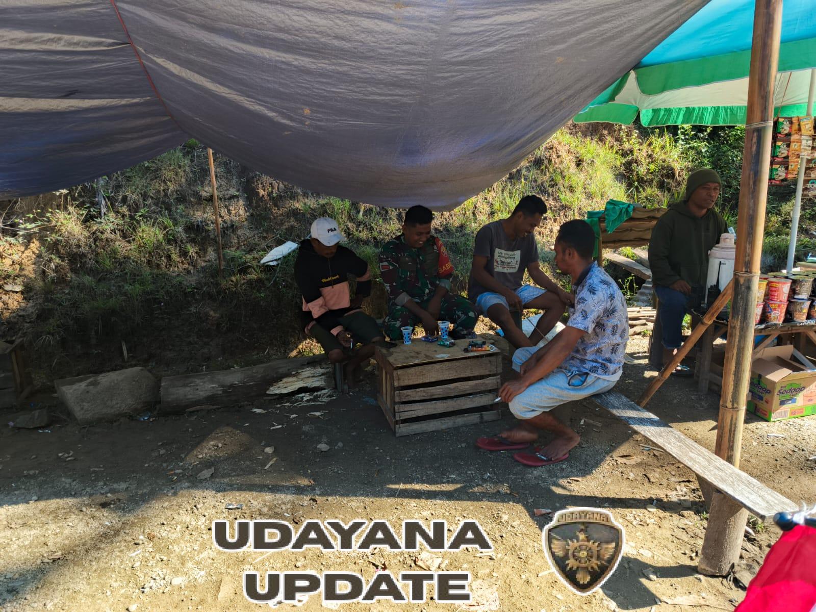 Kodim 1602/Ende: Babinsa Aktif Pantau Keamanan dan Sosialisasi Kebersihan Lingkungan