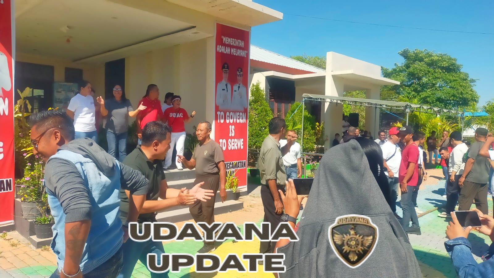 Tarik Tambang Antar Kelurahan Alak Semarakkan HUT RI Ke-80