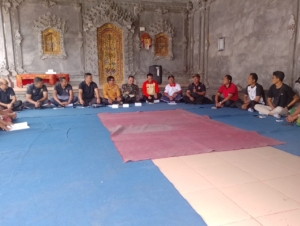 Kenang jasa para pahlawan yang gugur dalam perang besar Tanah Aron, Kasdim 1623/Karangasem turut hadiri rapat evaluasi.