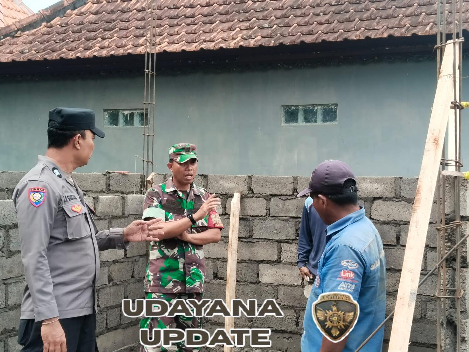 Komsos Babinsa Samplangan Bersama Warga, TNI Hadir untuk Rakyat