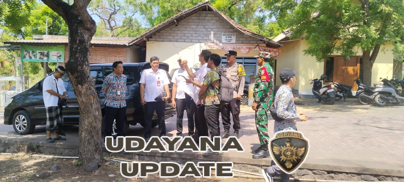 Babinsa jajaran Kodim 1623/Karangasem melaksanakan pendampingan TIm SPPI meninjau lokasi untuk pembangunan dapur sehat. 