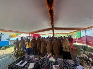 Monitoring dan Pamwil Babinsa Kodim 1602/Ende Jaga Keamanan Kegiatan KB di Kecamatan Ende Timur