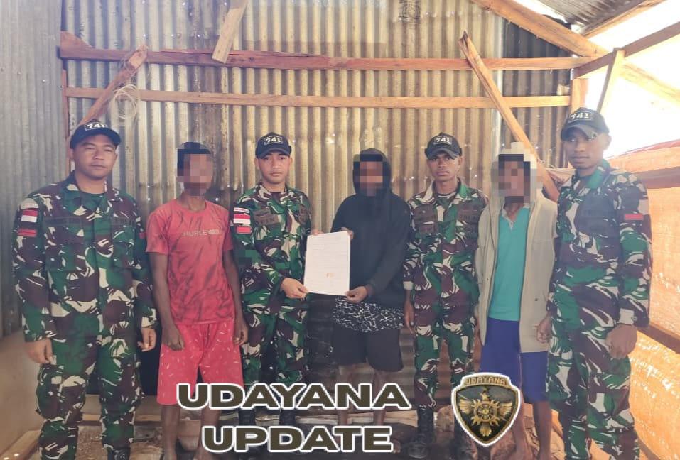 Satgas Pos Fohululik Berhasil Rebut Hati Masyarakat Binaan, Kembali Dapatkan Penyerahan Senjata Springfield