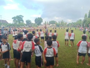 Dikawal Babinsa, Begini Keceriaan Anak SD Ikuti Porseni Di Desa Jungutbatu