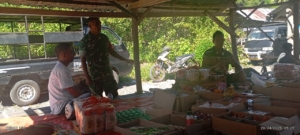 Babinsa Kodim 1602/Ende Himbau Warga Jaga Keamanan dan Ketertiban di Lingkungan Binaan