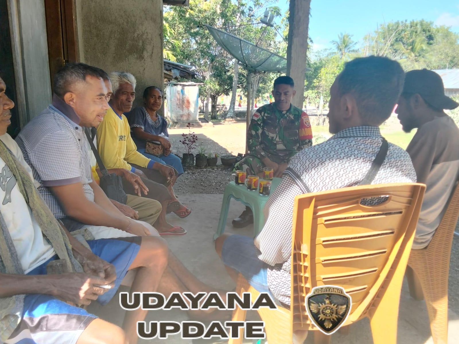 Pererat Hubungan TNI dan Rakyat, Babinsa Koramil 1618-02/Miobar Gelar Komsos di Desa Lemon