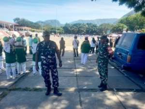 Babinsa Koramil 1602-01 Lakukan Komsos dan Pamwil di Event Marching Band Ende