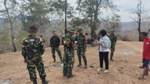 Peduli Kesehatan Warga, Satgas Pamtas & JPCC Foundation Bangun MCK di Kampung Kananael