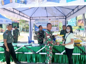 TNI dan Bulog Bersinergi, Beras Murah Bantu Ringankan Beban Warga Sumba Timur