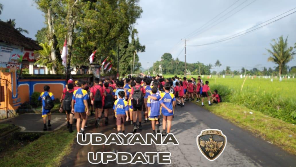 Babinsa 1623-04/Sidemen amankan kegiatan jalan santai peringatan HUT kemerdekaan RI ke-80.