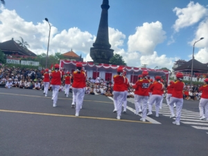 RibuanWarga Klungkung Antusias Saksikan Gerak Jalan Indah, Dandim Klungkung Sampaikan Apresiasi