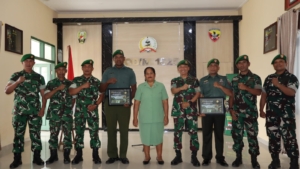 Letkol Czi Deni Wahyu Setiyawan S.H Pimpin Seremoni Purna Tugas dan Kepindahan Anggota Kodim 1625/Ngada