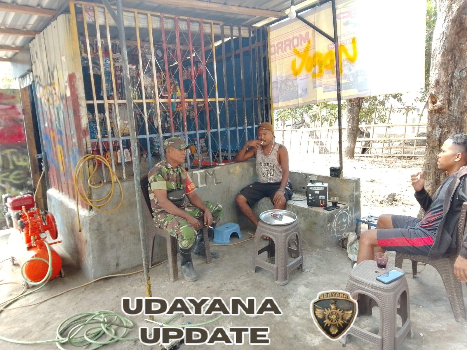 Wujudkan Kemanunggalan TNI-Rakyat, Babinsa Ende Aktif Komsos di Desa Ndondo