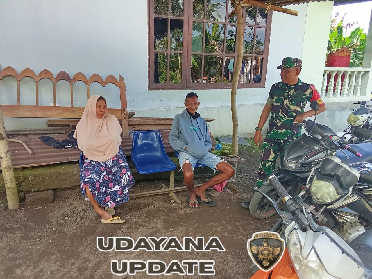 TNI Terus Hadir untuk Rakyat, Babinsa Kodim 1602/Ende Pantau Keamanan Wilayah Binaan