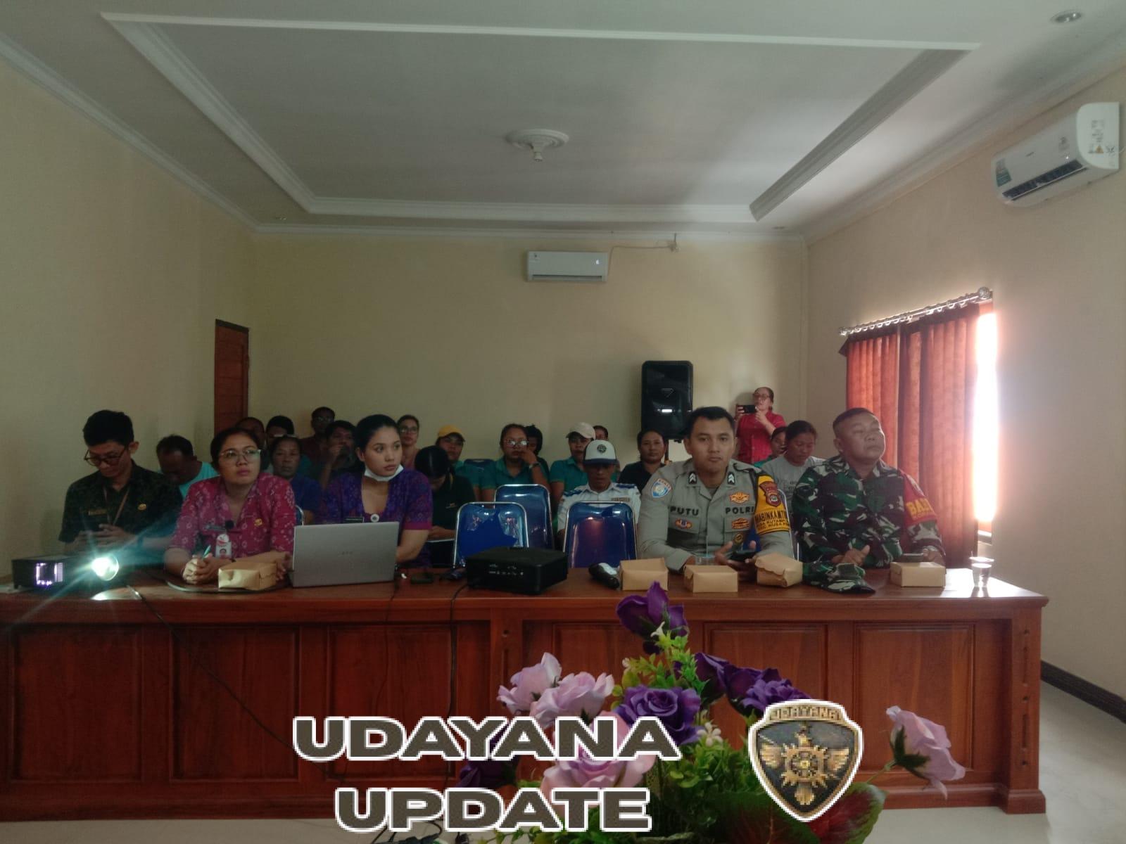 Wujudkan Generasi Penerus Sehat dan Kuat, Babinsa Kutampi Kaler Dampingi rembug Stunting