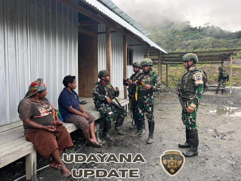 Simbol Kasih dari Tanah Papua: Noken Mama-Mama Diborong Satgas Yonif 743/PSY