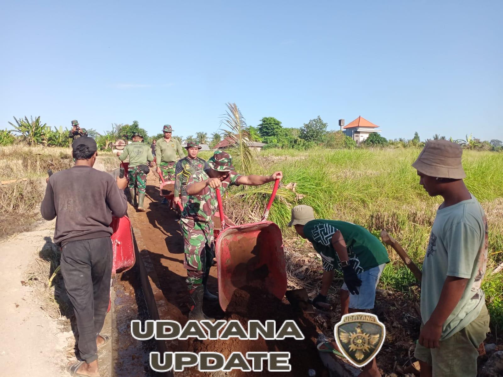 Perjuangan Bersama TNI dan Warga, Jalan Usaha Tani Desa Batuan Hampir Rampung