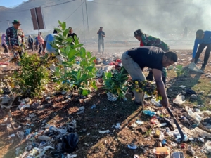 Jelang HUT RI ke-80, Warga Belo Kompak Gelar Gotong Royong