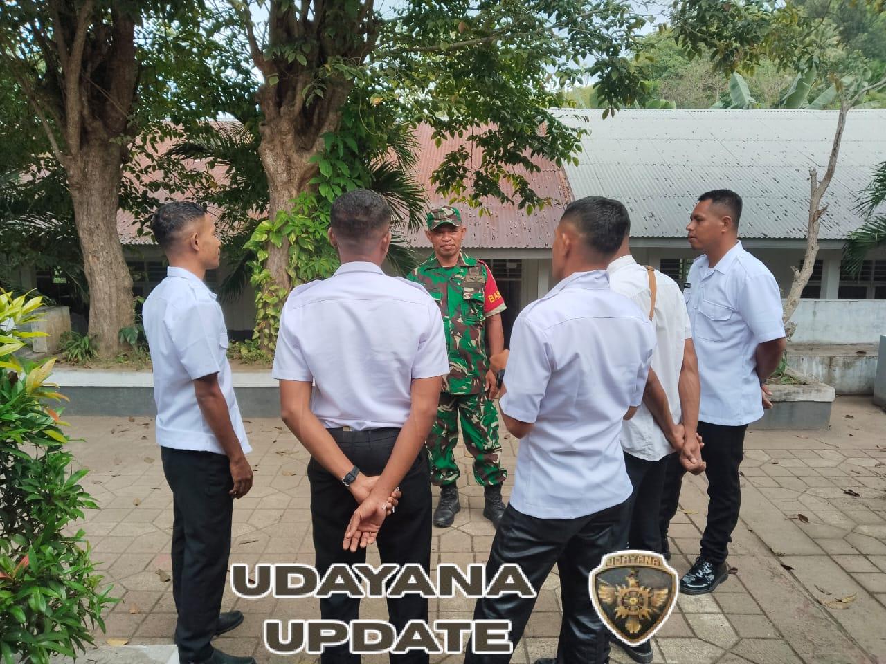Puldata Ter dan Pamwil, Babinsa Ende Jaga Kemanunggalan TNI-Rakyat di Lingkungan Sekolah