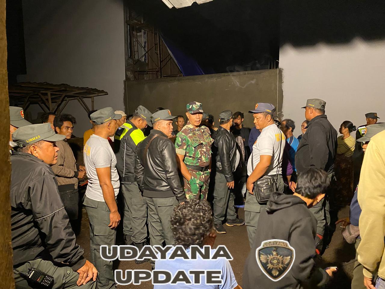 Sinergitas Babinsa dan Linmas Desa Mas Tegakkan Tertib Administrasi Kependudukan