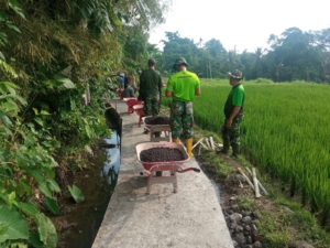 TMMD Hari ke-10: Dan SSK Turun Langsung, Masyarakat Semangat Bangun Desa