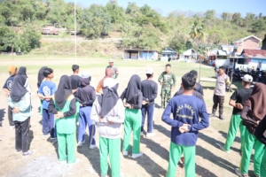 Dukung Upacara Kemerdekaan, Satgas TMMD Ke-125 Latih Paskibra dengan Semangat Juang