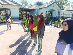 Kapten Inf Mahdin Meriahkan HUT RI Bersama Generasi Muda